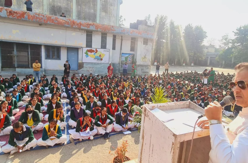  गीता जयंती पर कॉलेज में शहरी विकास मंत्री ने कराया गीता के श्लोक का वाचन