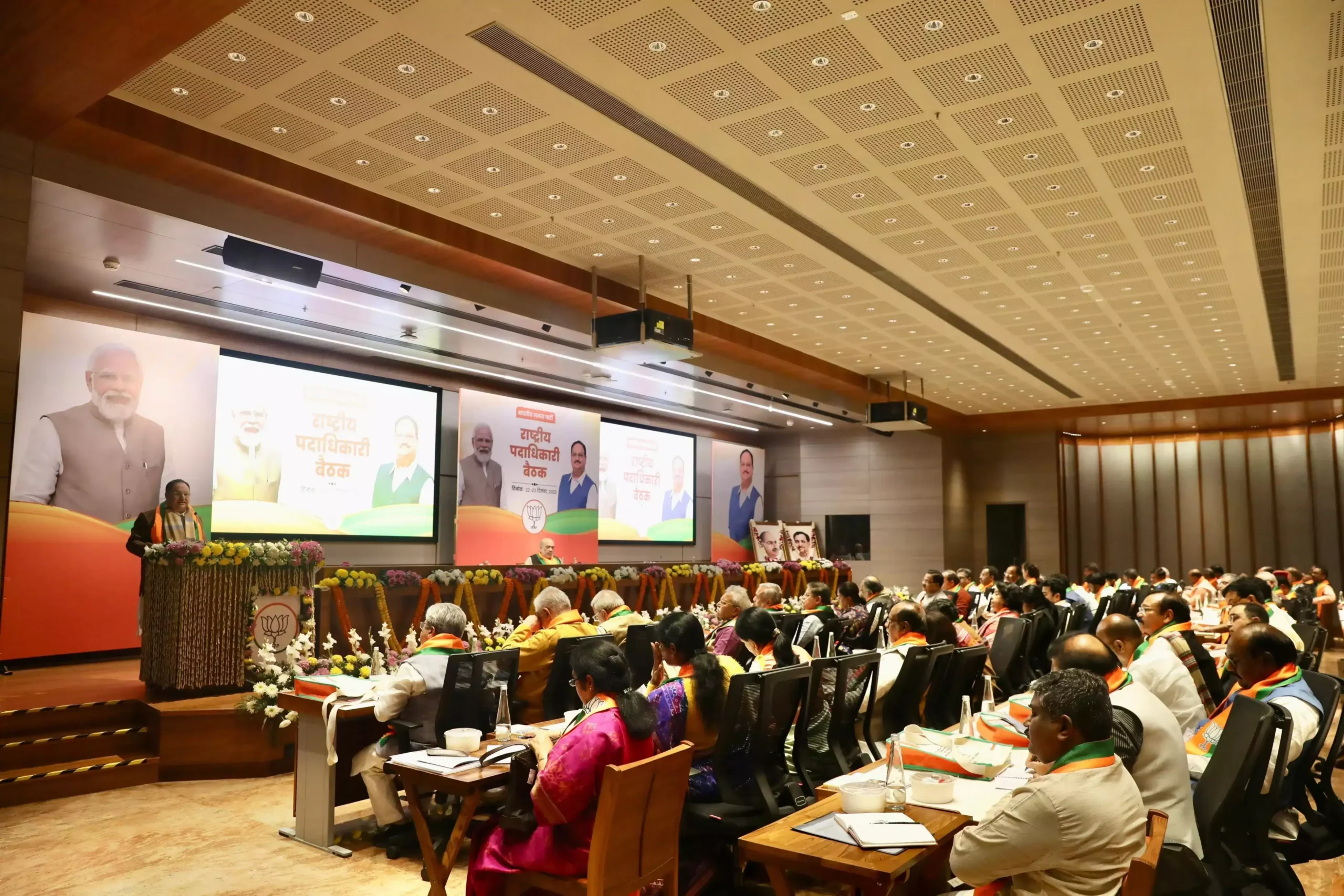  भाजपा के राष्ट्रीय पदाधिकारियों की बैठक के दूसरे दिन अमित शाह ने दिए गुरु मंत्र