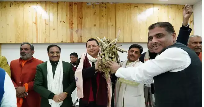  मुख्यमंत्री से निशंक के नेतृत्व में किसानों के प्रतिनिधि मण्डलों ने भेंट की, गन्ना मूल्य बढ़ाने पर जताया आभार