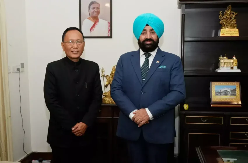  परिवहन सचिव ने राज्यपाल को ऑनलाइन सेवाओं की दी जानकारी