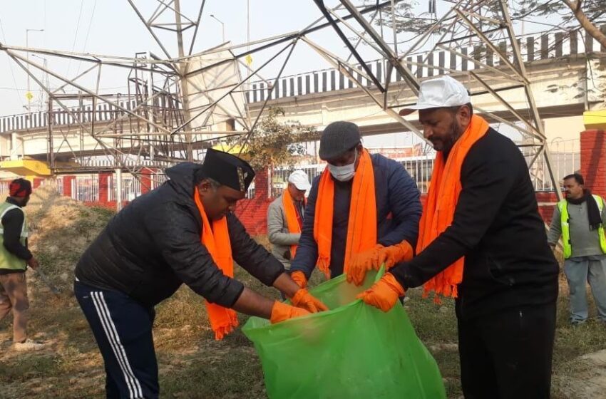  महानगर अध्यक्ष सिद्धार्थ उमेश अग्रवाल जी के द्वारा आईएसबीटी के निकट महाराणा प्रताप की मूर्ति एवं पार्क का स्वच्छ अभियान कार्यक्रम चलाया