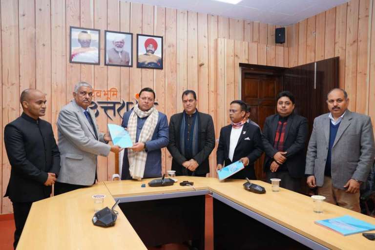  नगर निकायों में ओबीसी आरक्षण बढ़ेगा, एकल आयोग ने सीएम धामी को सौंपी रिपोर्ट, अध्ययन के बाद फैसला