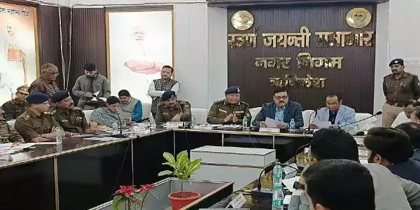  चारधाम यात्रा की तैयारियों पर मंथन, 30 फरवरी तक व्यवस्था हाेगी चाक-चौबंद