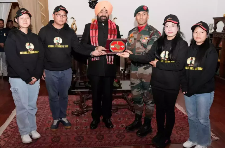  ऑपरेशन सद्भावना परियोजना के तहत राज्यपाल से मिले कोहिमा-नागालैंड के शिक्षक और छात्र