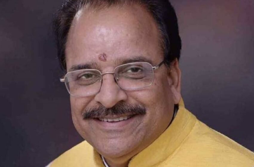  केंद्रीय रक्षा एवं पर्यटन राज्य मंत्री श्री अजय भट्ट ने नागरिक एवं उड्डयन मंत्री श्री ज्योतिरादित्य सिंधिया को पत्र लिखकर  पंतनगर से अयोध्या के लिए नई फ्लाइट शुरू करने का अनुरोध किया