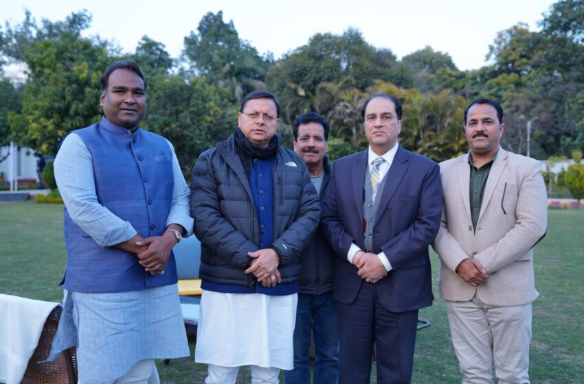  महानगर के अध्यक्ष सिद्धार्थ उमेश अग्रवाल जी ने प्रदेश के यशस्वी मुख्यमंत्री आदरणीय पुष्कर सिंह धामी जी से मुलाकात की