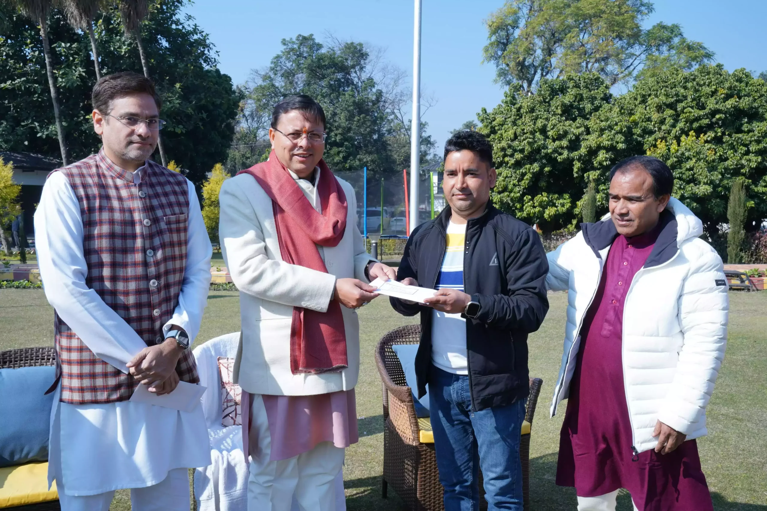  मुख्यमंत्री ने नवचयनित अभ्यर्थियों को साैंपे नियुक्तिपत्र