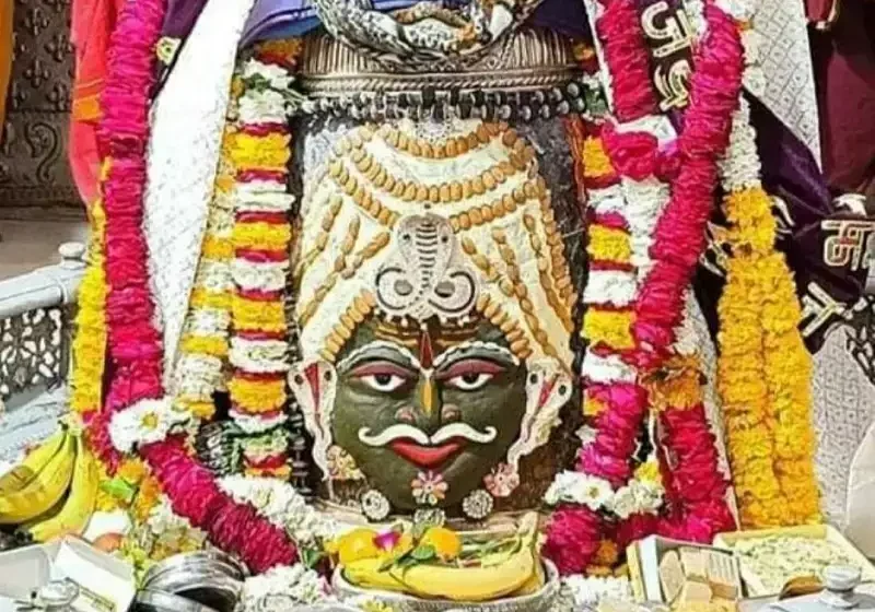  अमावस्या पर भगवान महाकाल का भांग और मेवे से विशेष श्रृंगार