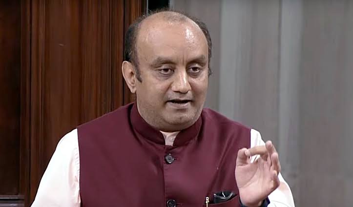  लोकसभा चुनाव के पहले चरण के मतदान के बाद भाजपा ने किया जीत का दावा, कहा- जनता नरेन्द्र मोदी के साथ
