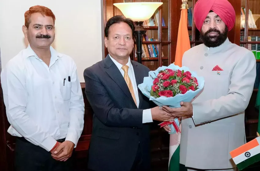  उत्तराखंड में मौन पालन को बढ़ावा देने के लिए नैनीताल राजभवन में 31 को आयोजित होगा ‘शहद उत्सव’