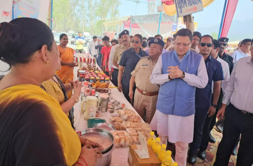 मुख्यमंत्री ने ऋषिकेश में यात्रा ट्रांजिट कैंप का किया औचक निरीक्षण