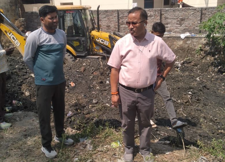  जिलाधिकारी श्रीमती सोनिका द्वारा प्री मानसून से पूर्व नदी, नालों, नालियों की सफाई एवं चैनलाईजेशन कार्य करने के निर्देश दिए