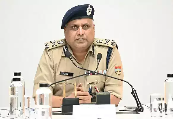  सभी जनपद प्रभारी करें मानसून की तैयारी, एडीजीपी बोले- यातायात बनाएं सुदृढ़