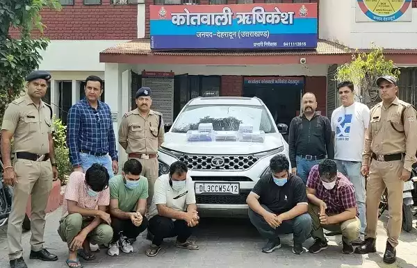  एम्स ऋषिकेश के डाक्टर समेत हरियाणा-पंजाब के पांच नकल माफिया गिरफ्तार