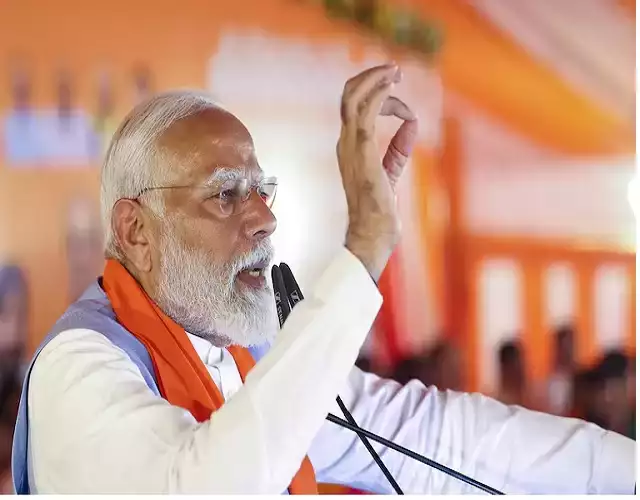  प्रधानमंत्री मोदी ने मेदिनीपुर में टीएमसी पर साधा निशाना, कहा- तृणमूल घुसपैठियों को लगाती है गले