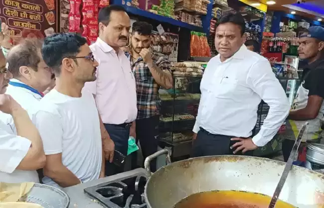  चारधाम यात्रा मार्गों पर खाद्य विभाग की सख्ती का असर, 72 नमूने अधोमानक