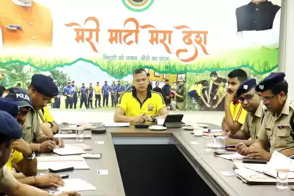  एसडीआरएफ सेनानायक ने परखी मानसून की तैयारियां, दिए आवश्यक निर्देश