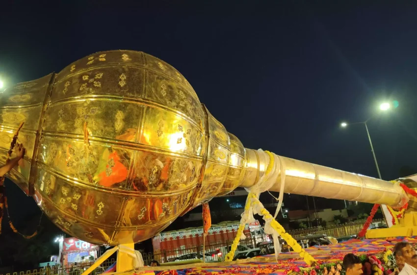  11 सौ किलो के धनुष और 16 सौ किलो की गदा भगवान श्रीराम को समर्पित