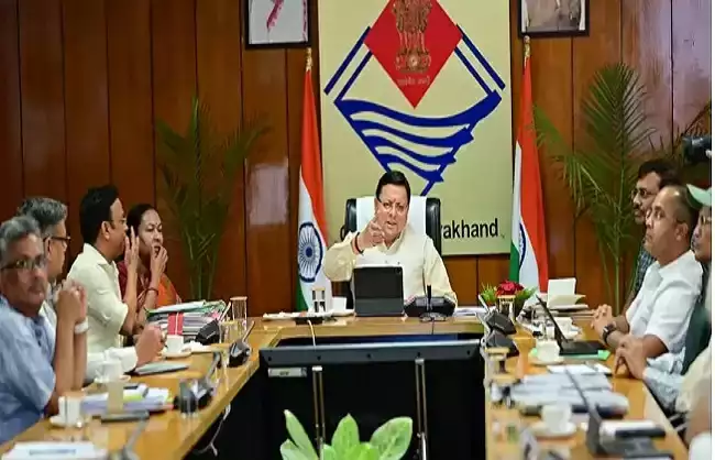  चम्पावत को आदर्श जनपद बनाने की कार्य योजना पर तेजी से कार्य करें : मुख्यमंत्री