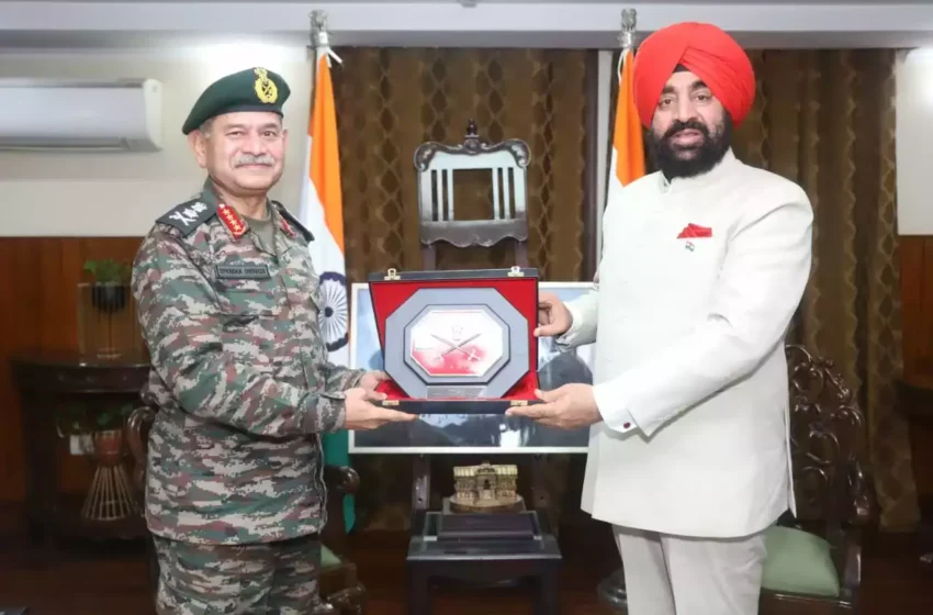  सीडीएस जनरल अनिल चौहान और नवनियुक्त थल सेना प्रमुख ने राज्यपाल से की शिष्टाचार भेंट