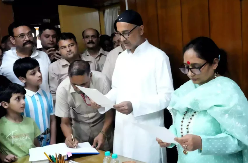  उपचुनाव में जीते कांग्रेस विधायकों ने ली शपथ