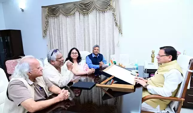  फिल्म निर्माता सुदीप्तो सेन और कमलेश पाण्डे ने मुख्यमंत्री से की भेंट