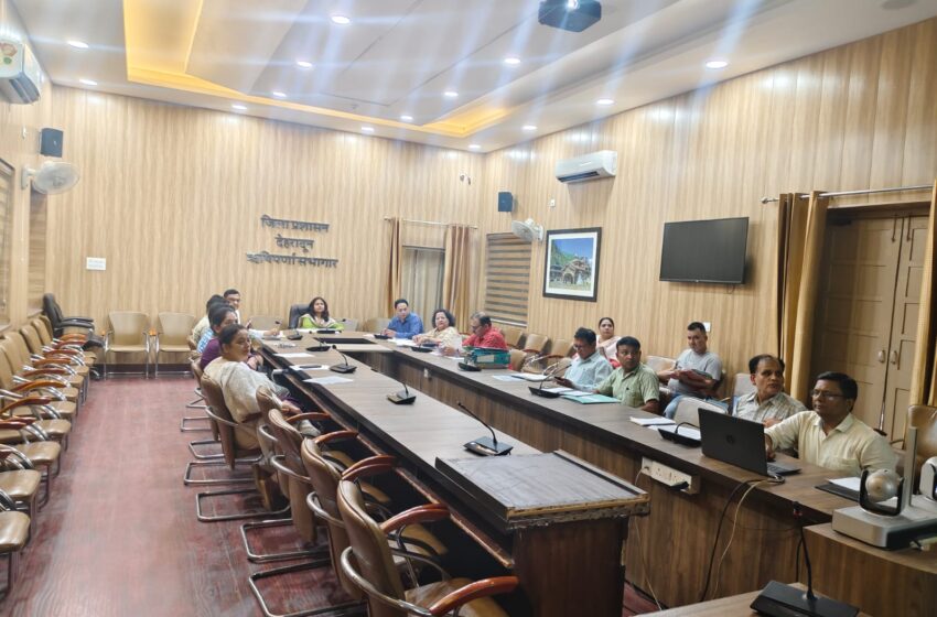  मुख्य विकास अधिकारी ने निर्देश दिए कि केन्द्रों के नये पंजीकरण के आवेदन के क्रम में पीसीएनडीटी टीम द्वारा निरीक्षण करते हुए