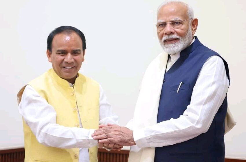  प्रधानमंत्री नरेन्द्र मोदी से मिले कैबिनेट मंत्री डॉ. धन सिंह रावत