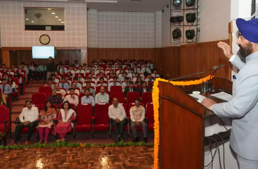  आने वाला समय एआई, मेटावर्स और क्वांटम कंप्यूटिंग का है : राज्यपाल