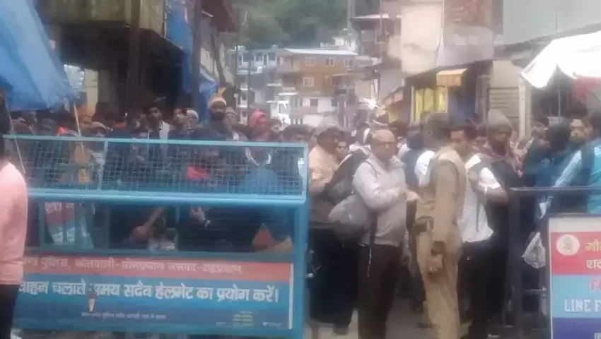  केदारनाथ यात्रा पटरी पर, भक्तों की संख्या में वृद्धि