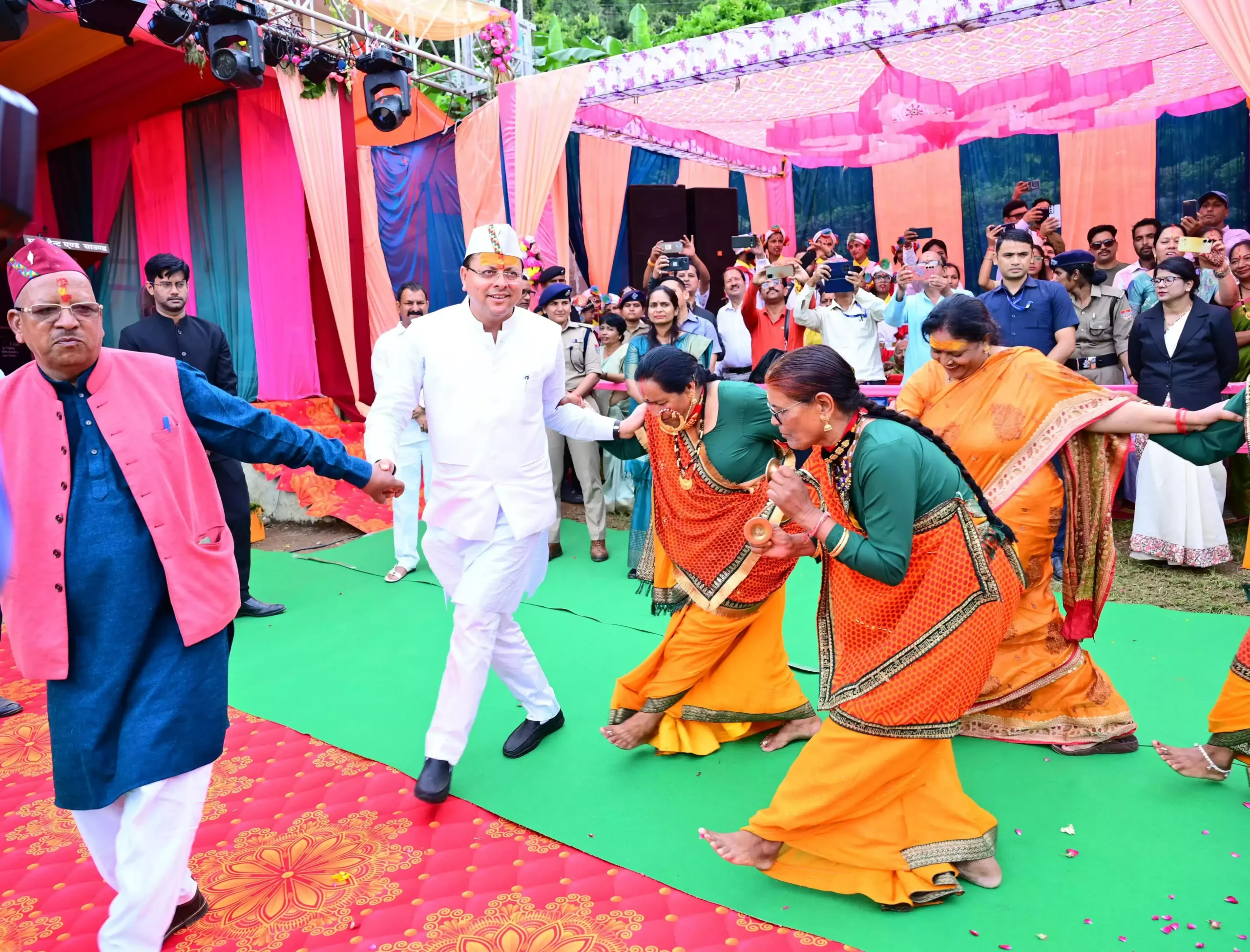  भगवान श्री कृष्ण का जीवन प्रेरणादाई है : मुख्यमंत्री धामी