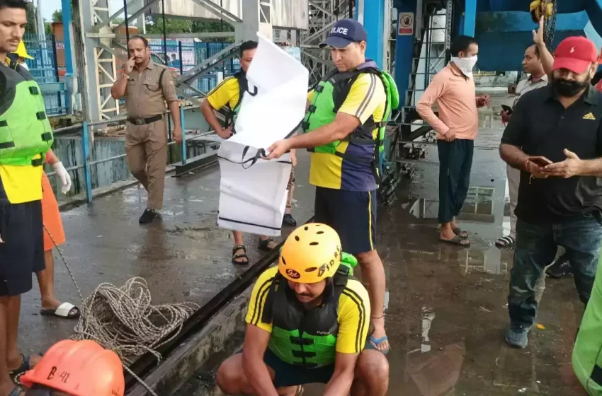  पशुलोक बैराज से एक अधेड़ का शव बरामद, गंगा स्नान करते समय डूब गया था