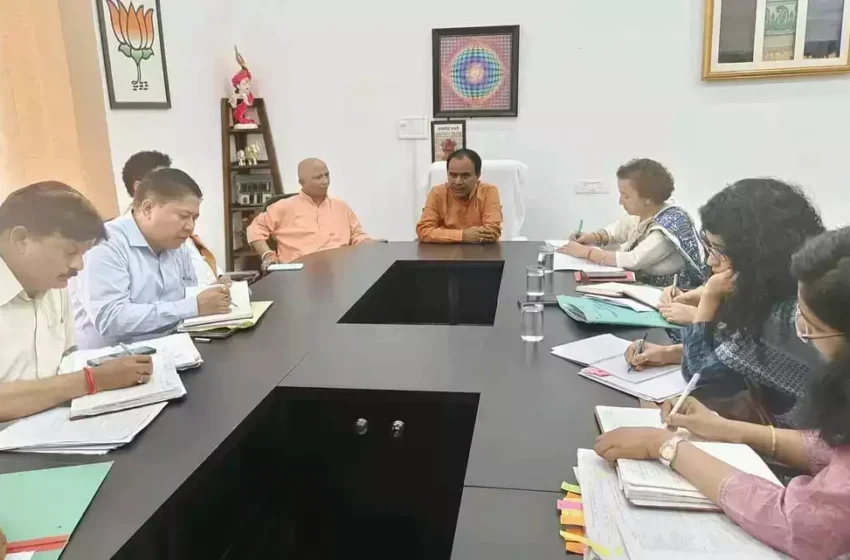  आम लोगों को सुलभ स्वास्थ्य सेवाएं उपलब्ध हों, बनाएं ठोस कार्ययोजना : स्वास्थ्य मंत्री