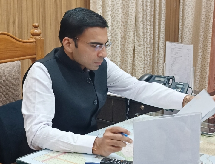  डीएम के निर्देश पर एक अतिरिक्त नई बस क्रय करने हेतु कार्यादेश जारी। मसूरी में नगर पालिका परिषद अंतर्गत संचालित होगी बस सेवा