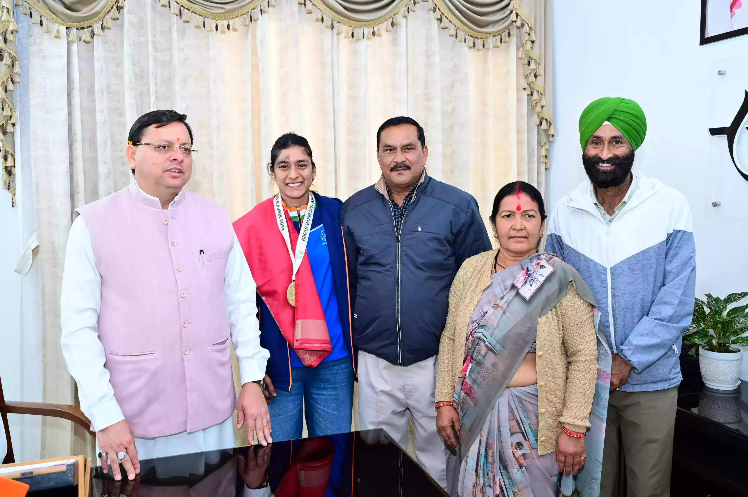  हॉकी खिलाड़ी मनीषा चौहान ने मुख्यमंत्री से की भेंट
