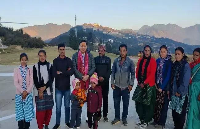  बिना किसी प्रोटोकॉल के गैरसैंण पहुंचे मुख्यमंत्री