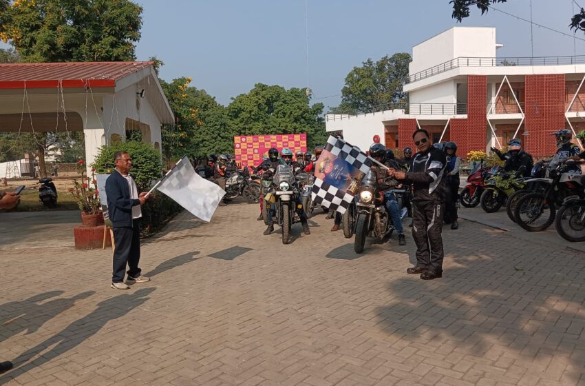  अमिताभ श्रीवास्तव, डीआईजी उत्तराखंड होमगार्ड्स ने सड़क सुरक्षा और यातायात प्रबंधन बाइक रैली को हरी झंडी दिखाकर रवाना किया