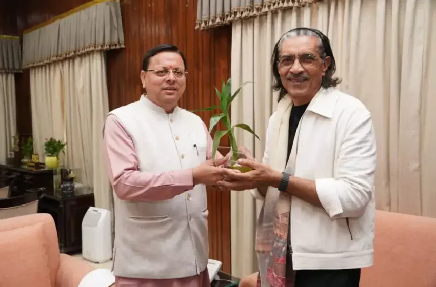  फिल्म निर्माता व निर्देशक प्रकाश झा ने मुख्यमंत्री से की भेंट