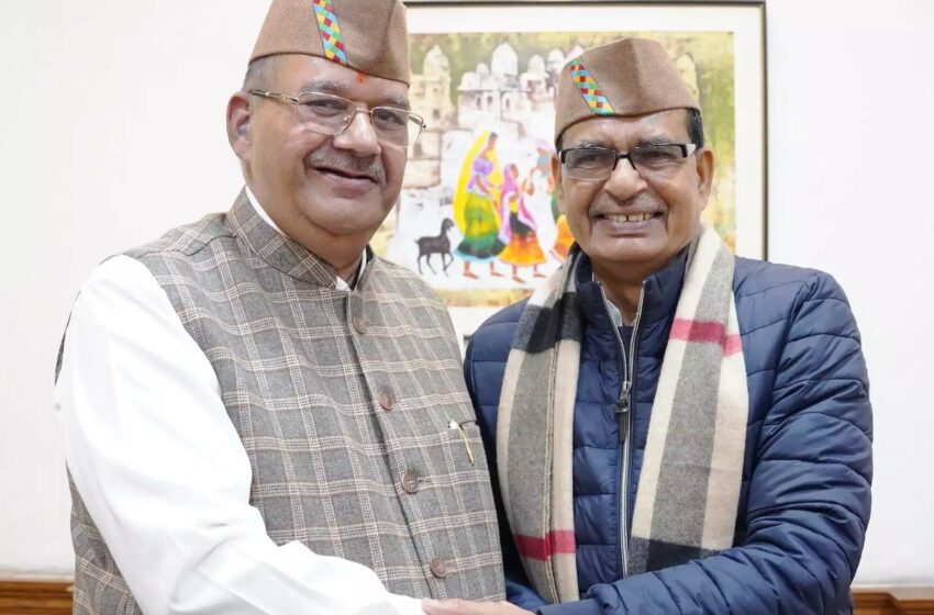  ग्राम्य विकास मंत्री गणेश जोशी ने केंद्रीय मंत्री शिवराज सिंह चौहान से की मुलाकात – विकास योजनाओं पर चर्चा, पूर्व में स्वीकृत 2288 किमी लंबी सड़कों के लिए दिया धन्यवाद