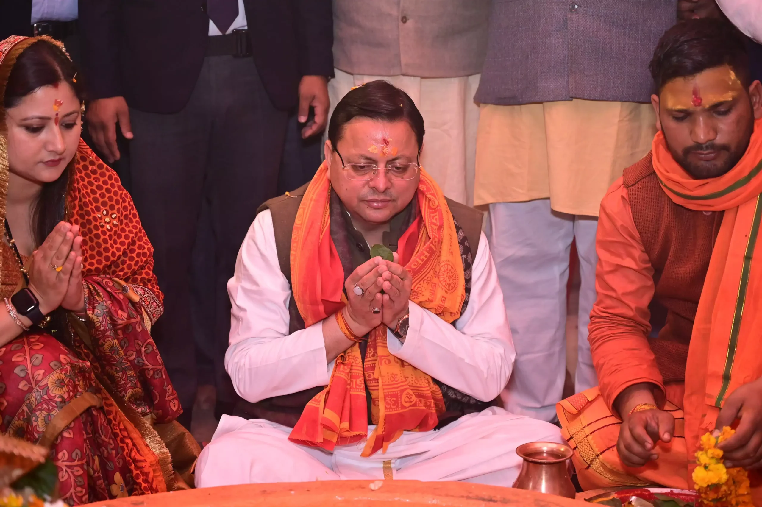  मुख्यमंत्री ने वनखंडी महादेव मंदिर में किया जलाभिषेक, महाशिवरात्रि मेले का किया शुभारंभ