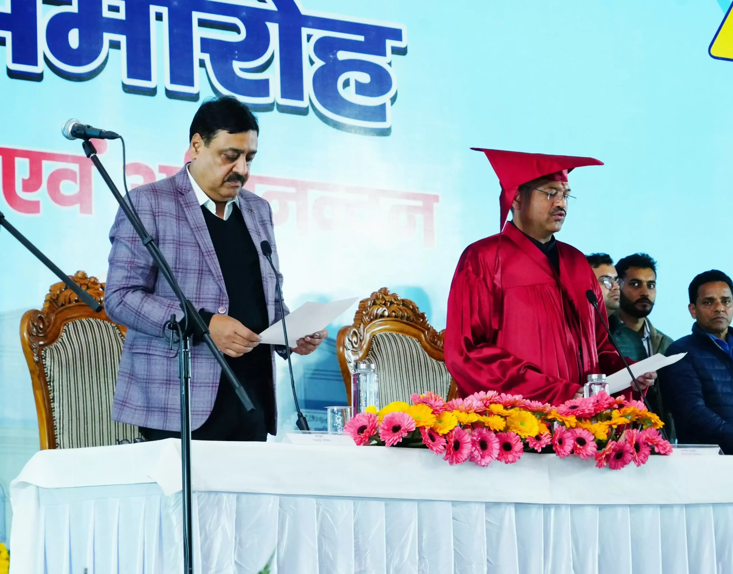  मुख्यमंत्री की मौजूदगी में नवनिर्वाचित मेयर सौरभ थपलियाल ने ली शपथ