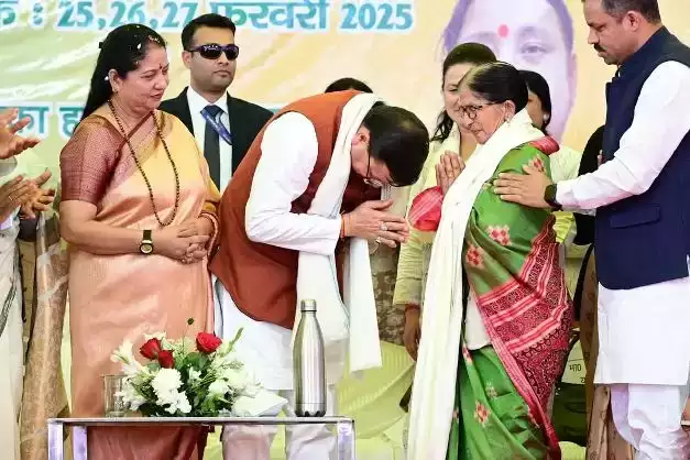  मुख्यमंत्री ने किया तीन दिवसीय शहीद मेले का शुभारंभ