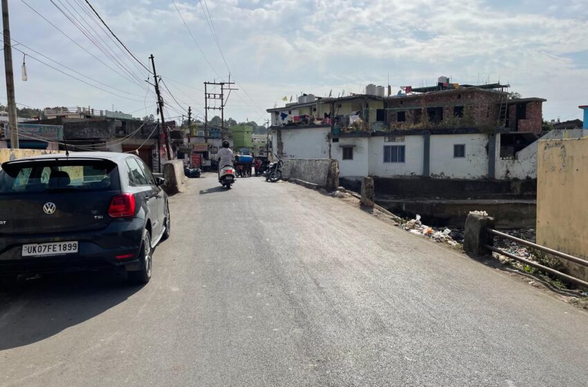  वार्ड न 63 के नव निर्वाचित पार्षद श्री दिनेश केमवाल ने शपथ लेते ही शुरू किया क्षेत्र के लिए कार्य