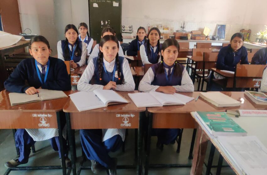  जिलाधिकारी सविन बंसल के नेतृत्व में संचालित प्रोजेक्ट उत्कर्ष के तहत देहरादून जिले के दूरस्थ सरकारी स्कूलों में अध्ययनरत विद्यार्थियों के लिए एक महत्वपूर्ण पहल की गई