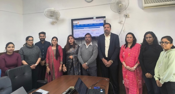  टीएचडीसी  का 700 करोड़ रुपये का कॉर्पोरेट बॉन्ड्स सीरीज़ XII  का इश्यू 18 फरवरी 2025 को BSE और NSE पर सूचीबद्ध होगा