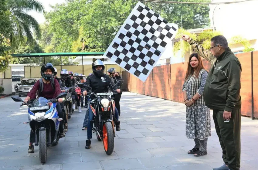  महिला सशक्तिकरण के लिए देहरादून में निकली महिला बाइक रैली