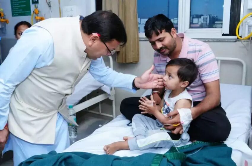  फूड प्वाइजनिंग से 100 से अधिक लोग बीमार,मुख्यमंत्री ने अस्पताल पहुंचकर जाना हाल