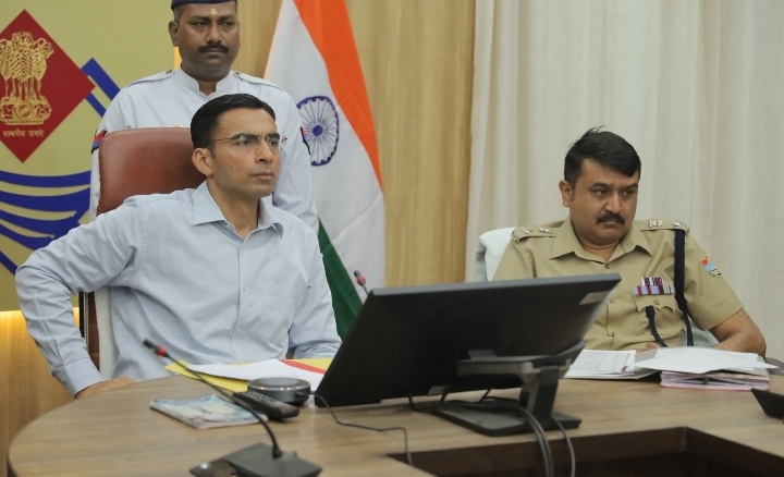  स्थानीय बच्चों, महिलाओं, बुजुर्गों की कीमत पर हाईवे निर्माण नही : डीएम