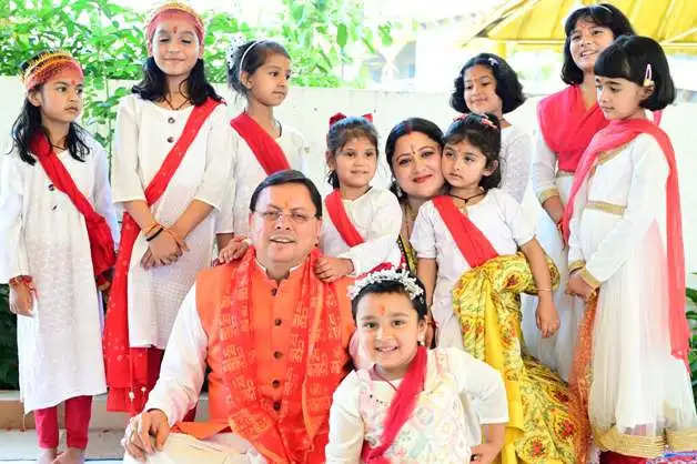  रामनवमी पर मुख्यमंत्री धामी ने की कन्या पूजन, प्रदेशवासियों की सुख-समृद्धि की कामना