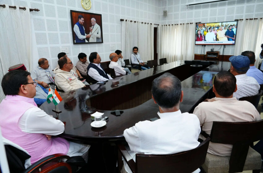  ‘मन की बात’ में प्रधानमंत्री लोगों को प्रोत्साहित करते हैं : मुख्यमंत्री